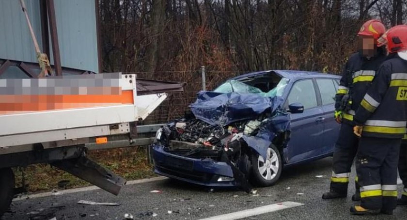 Potworny wypadek w Harbutowicach. Lądował śmigłowiec LPR