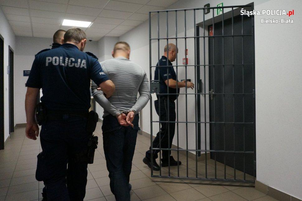 Zatrzymanie włamywaczy dzięki czujnemu mieszkańcowi os. Złote Łany