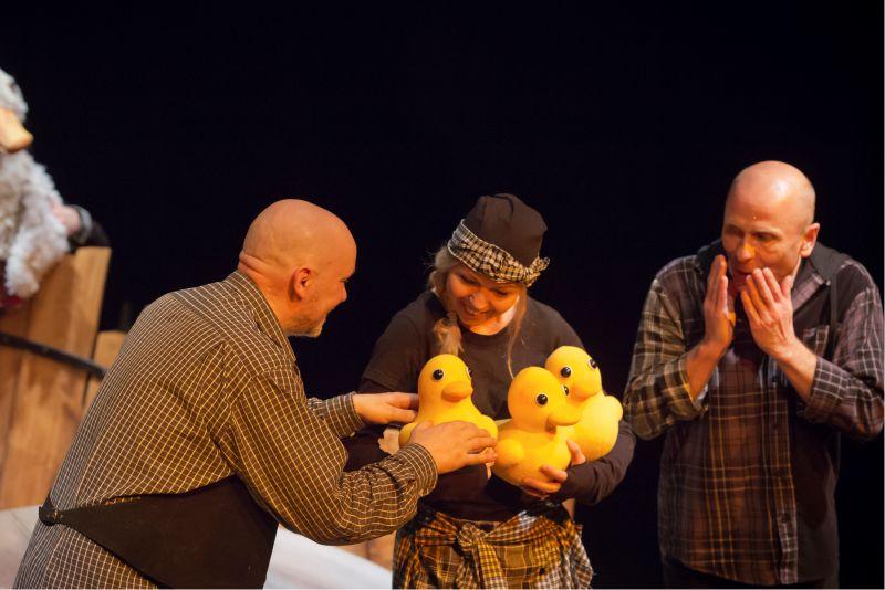 Teatr Banialuka | Brzydkie Kaczątko