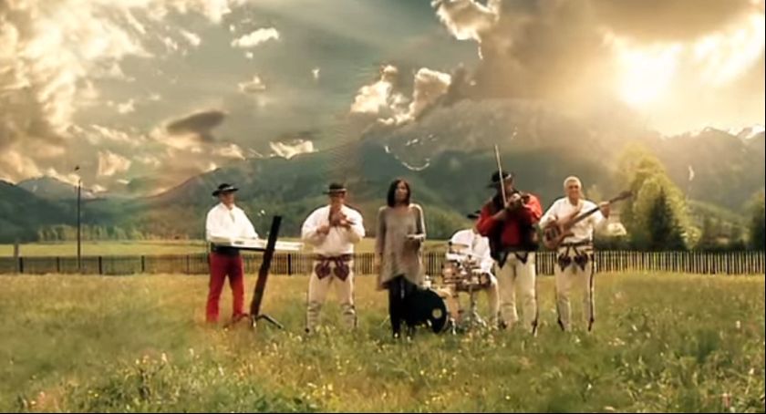 Koncert kolęd w wykonaniu Zespołu Krywań 
