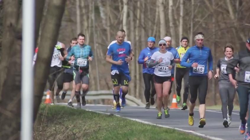 XVIII Półmaraton Dookoła Jeziora Żywieckiego 2.04