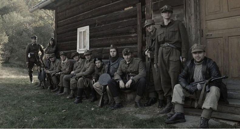 Powinniśmy wracać po swoich - Wystawa