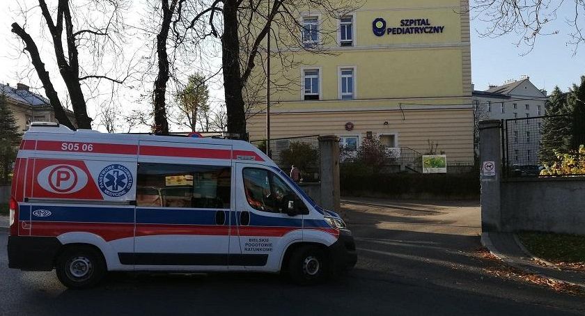 Zakazy odwiedzin i ograniczenia w szpitalach na terenie Bielska-Białej, Cieszyna i Żywca