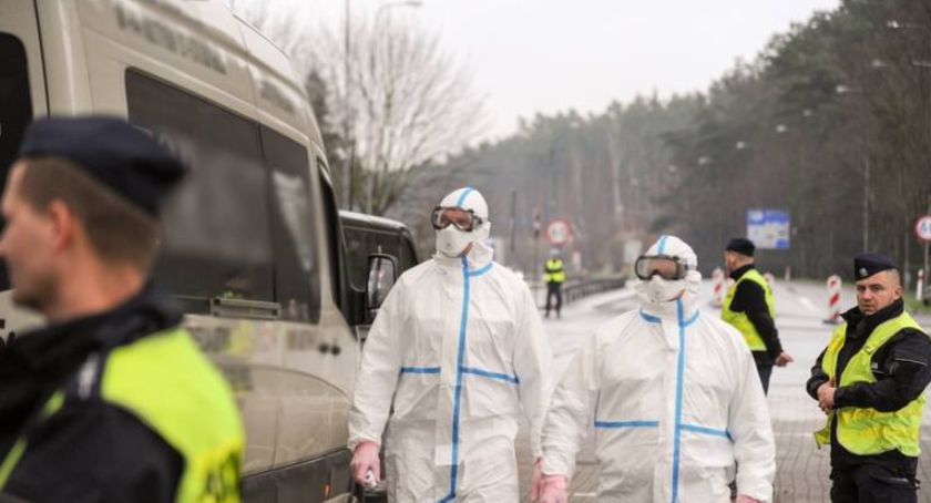 Koronawirus: Policjanci sprawdzą czy kwarantanna jest przestrzegana