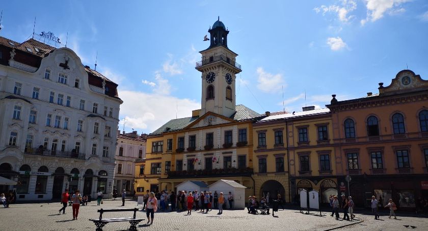 Straż Miejska w Cieszynie dostarczy leki i jedzenie objętym kwarantaną i potrzebującym