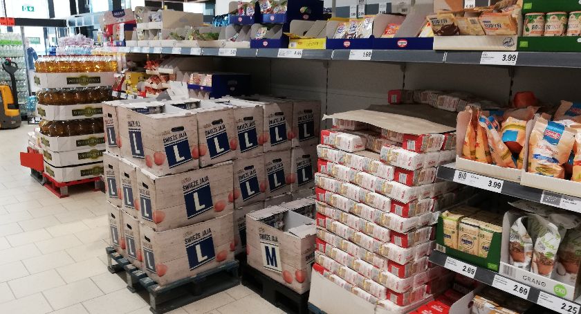 Sklepy pełne towaru | Nie ma powodów do paniki