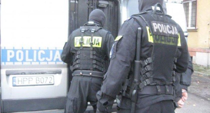 Włamał się do wpłatomatu w Żywcu