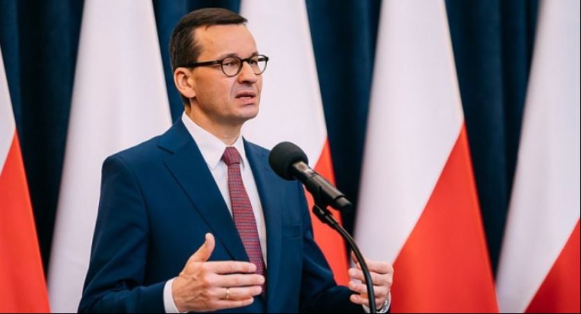 Drugi etap znoszenia restrykcji - otwarcie m.in. galerii handlowych, żłobków i przedszkoli, hoteli