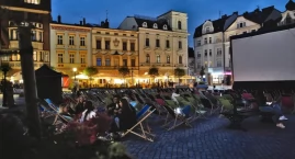 Festiwal Wakacyjne Kadry 2025 | Cieszyn zaprasza na bezpłatne filmowe piątki 