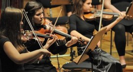 Planuj weekend w Beskidach: Otwarte koszary, Dzień Seniora, teatralne emocje