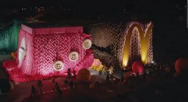 Już można zobaczyć reklamę nakręconą w ustrońskim McDonaldzie ubranym w sweter 