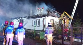 W nocy doszło do pożaru domu w Rybarzowicach [FOTO]