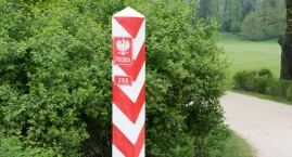 Przedłużono kontrole na granicy ze Słowacją