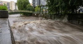 Sytuacja w mieście się normuje, ale nawet najmniejszy deszcz może przynieść kolejne szkody