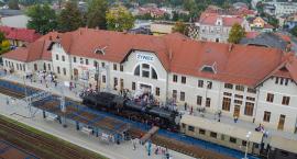 Na Dworzec Kolejowy w żywcu wjechał zabytkowy pociąg