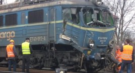 W Zebrzydowicach pociąg towarowy zderzył się z lokomotywą