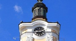 Awaria zegara na wieży ratusza w Skoczowie