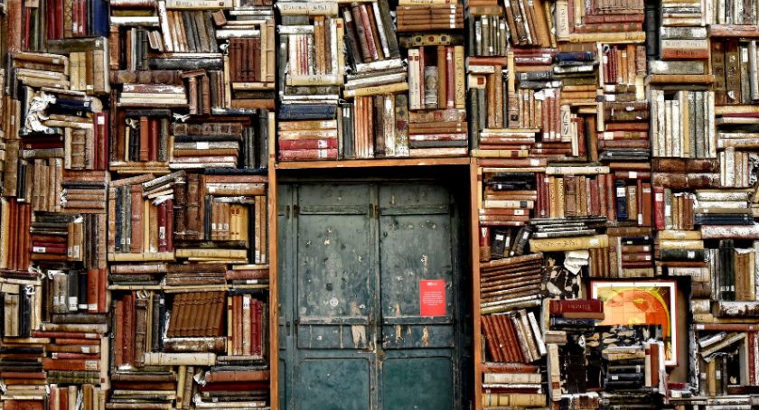 Od 18 maja znów wypożyczymy książki w Bibliotece Publicznej i. Jarosława Iwaszkiewicza