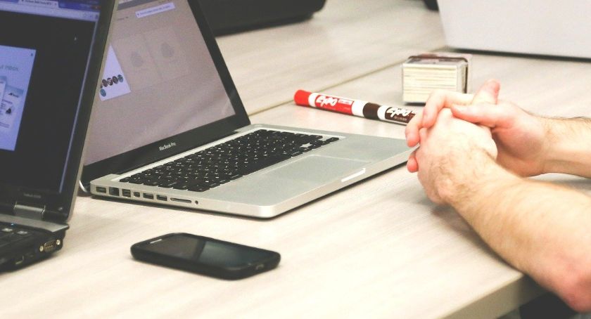  „Tarcza antykryzysowa dla biznesu”– startuje cykl edukacyjnych wideokonferencji dla przedsiębiorców