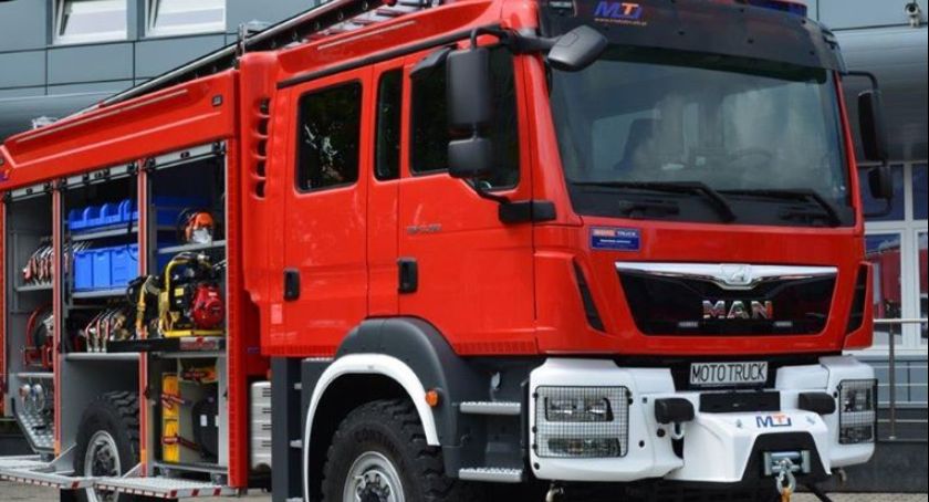 Wóz strażacki za najwyższą frekwencję w wyborach 