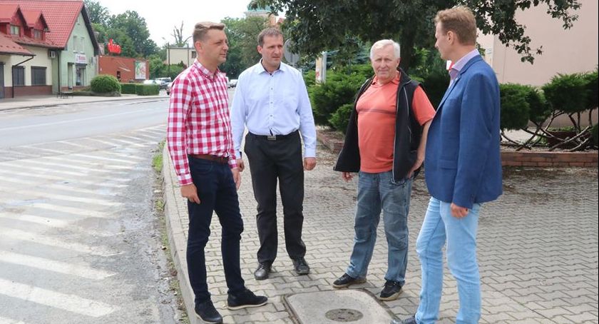 Pół miliona na remont drogi w Zawoni 