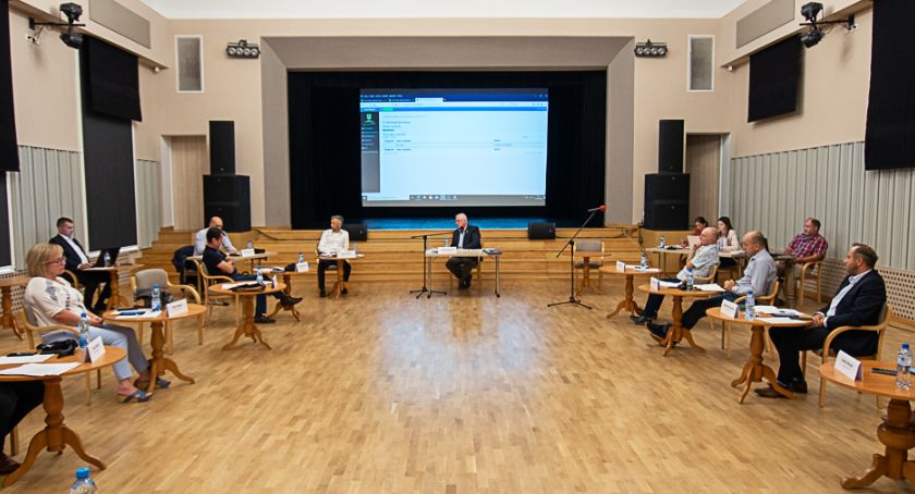 Sesja Rady Miejskiej w Obornikach Śląskich