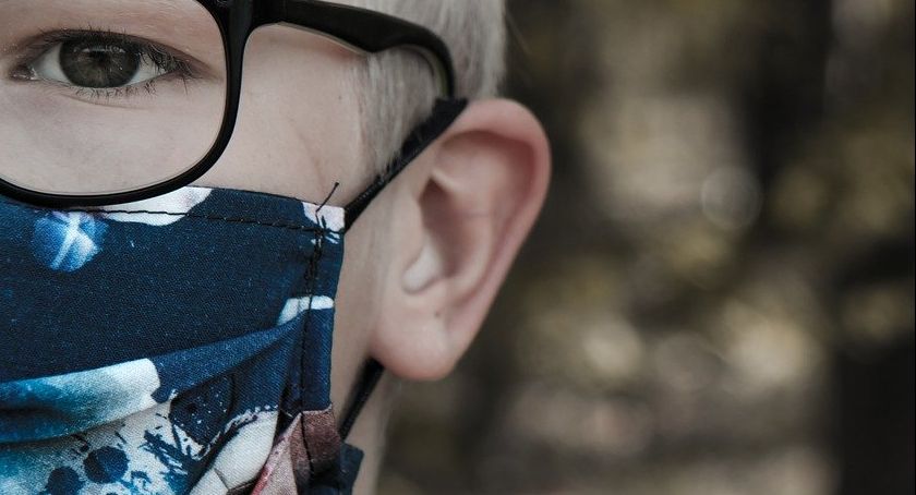 Działania policjantów w związku z naruszeniami przepisów prawa przez uczestników zgromadzeń we Wrocławiu i Lubinie