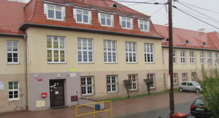 Trzebnica na drodze normalności