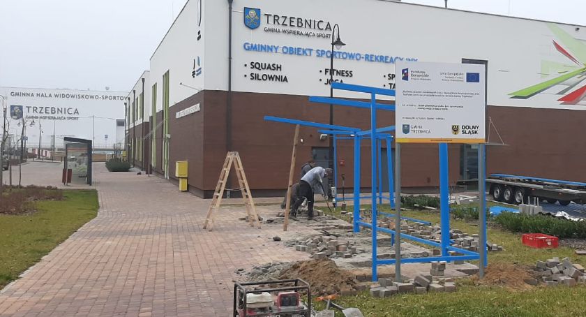 Wiata znika, a pojawia się inna. To kolejna rozbiórka gotowej inwestycji