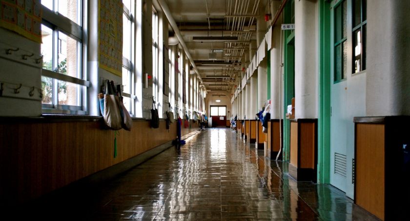 Czy nauczenie wczesnoszkolne ma wpływ na dalszą edukację dzieci i ich chęci do nauki?