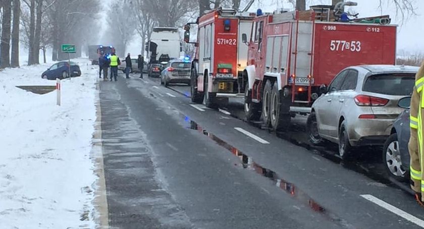 Alkohol, śnieg i brawura. Nie żyje młody mężczyzna