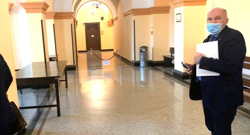 Burmistrz przegrywa kolejną sprawę w sądzie i... płaci