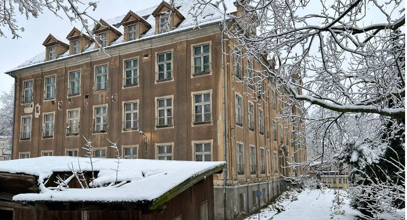 Burmistrz chce zapłacić ze ten budynek prawie 8 mln zł! Czy warto?