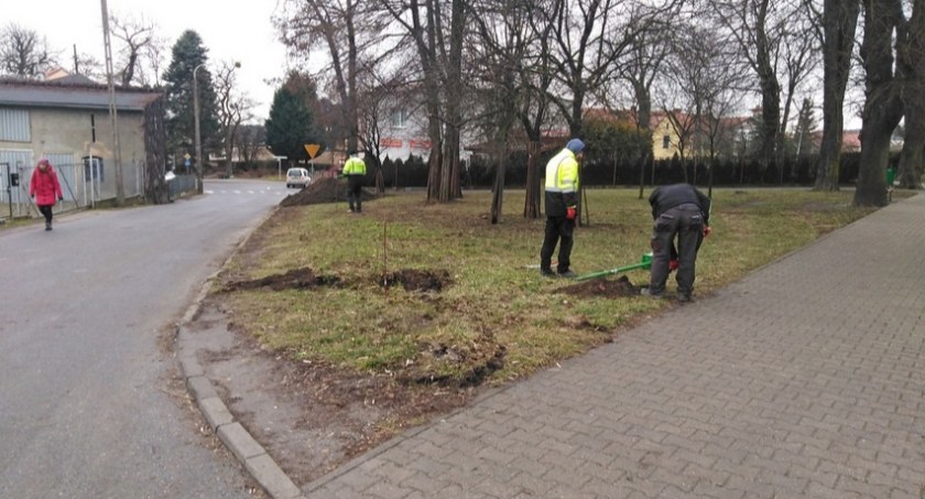 Robią chodnik