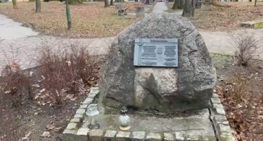 Sonda na temat nadania nazwy byłemu cmentarzowi niemieckiemu. Jakie jest Wasze zdanie?