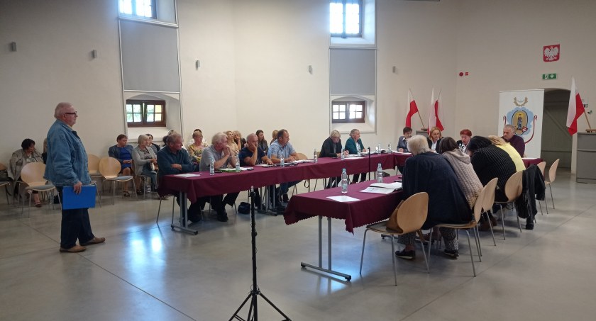 Powtórka z rozrywki, czyli władza nie dopuszcza mieszkańców do głosu