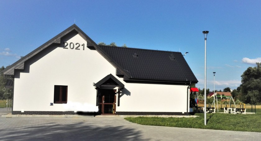 Piknik dziecięcy i Uroczyste Otwarcie świetlicy w Pierwoszowie