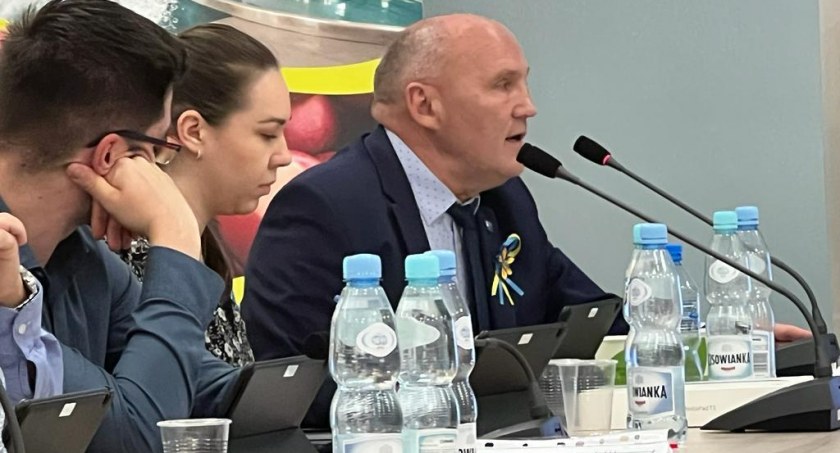 Pomijani i ignorowani czyli kto może zabrać głos na święcie