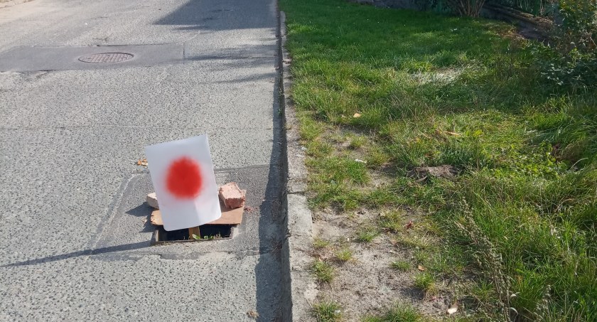Komu przeszkadzały studzienki? Skutki nocnej zabawy