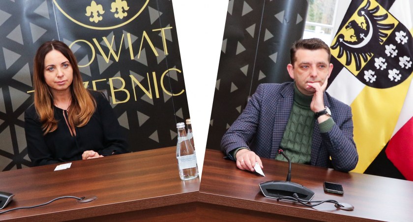 Gorąca dyskusja. W tle odwołanie zarządu i podsłuchy