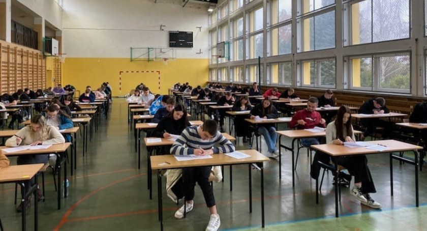 Próbna matura w spokojnej atmosferze 