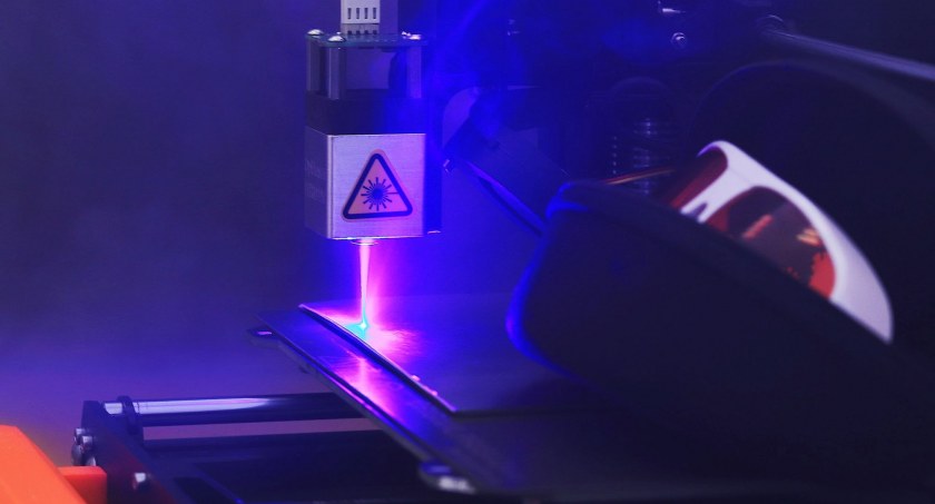 Cięcie laserowe jako najnowocześniejsza obróbka materiałów CNC