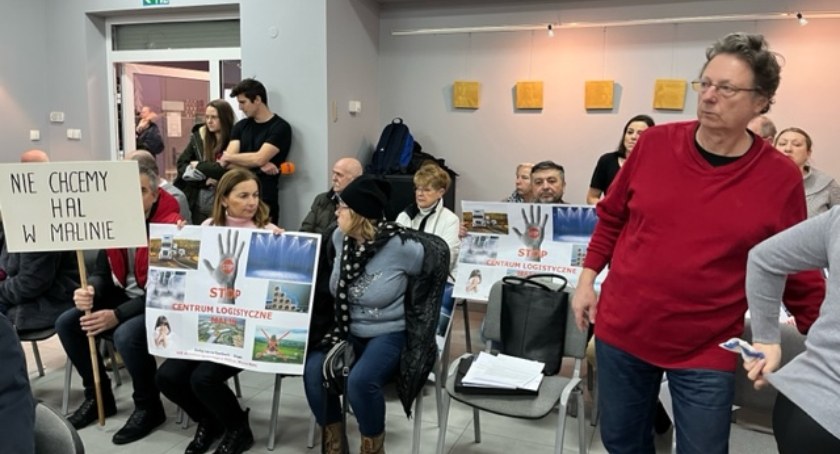 Mieszkańcy protestują. Ogromne centrum logistyczne ma powstać przy ich domach.