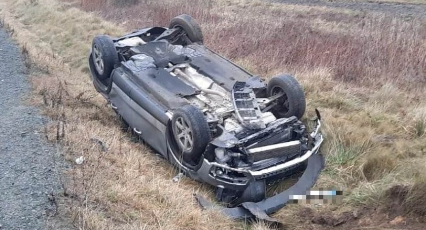 Nie miał prawa jazdy, za to miał 3 promile