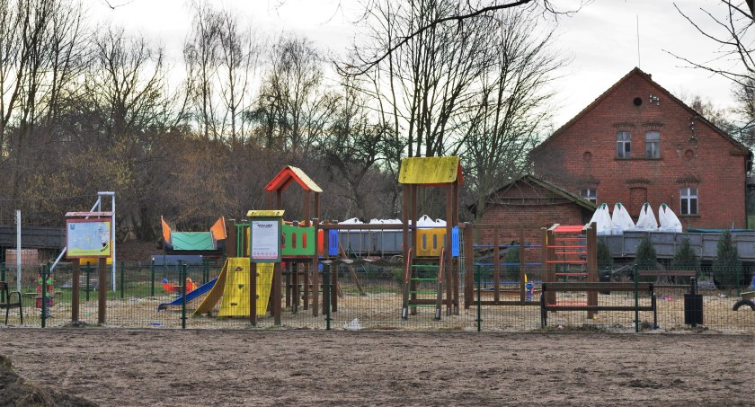 Poszła kasa, a gdzie świetlica