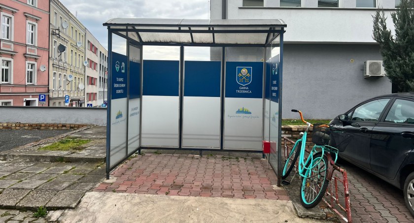 Ani przystanek, ani wiata. Czyli co?