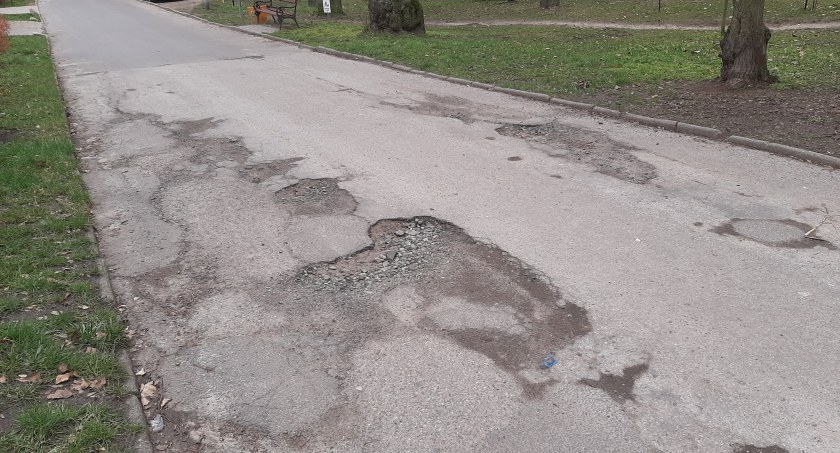Co się dzieje na osiedlu przy ul. Kościuszki w Obornikach Śl.?