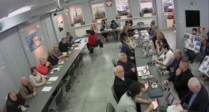 Ile mają radni Gminy Wisznia Mała?
