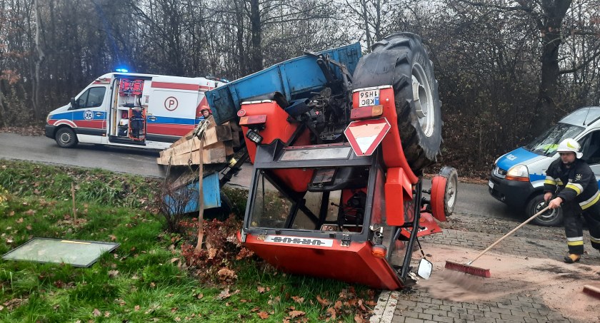 Pijany traktorzysta uderzył w autobus