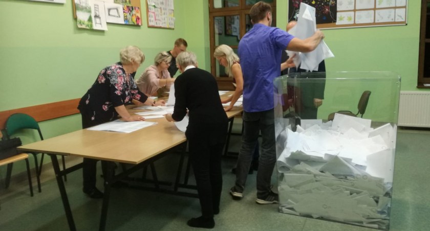Aż 23 osoby z naszego powiatu chcą zostać posłami. Ale czemu w Bydgoszczy albo w Małopolsce?
